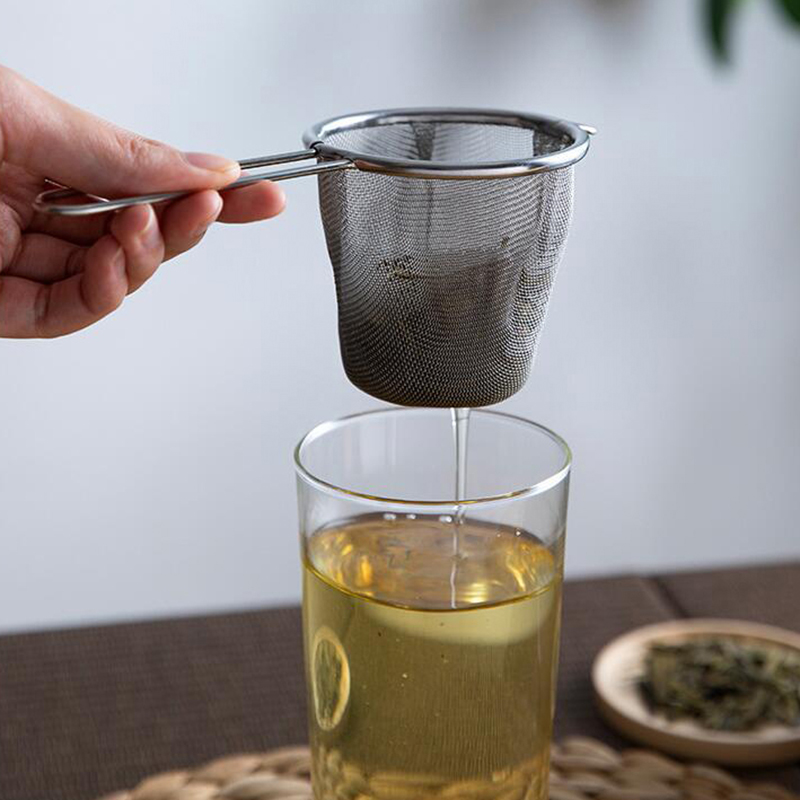 Stainless Steel Strainer - (BF06) Infuseur à thé en acier