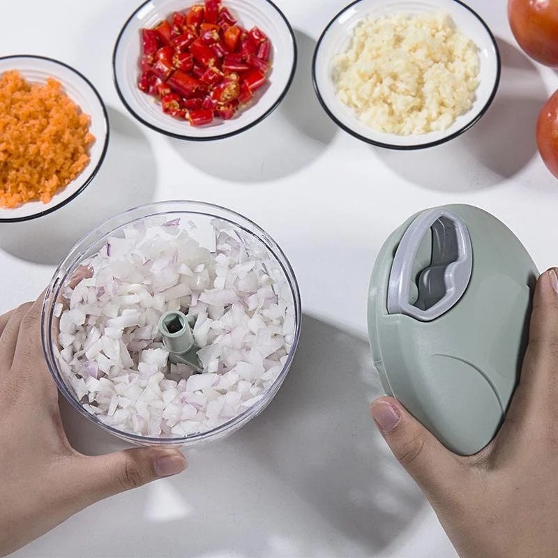 Hachoir à ail manuel rotatif 5 - Kitchen Gadgets Under 500 avis et prix
